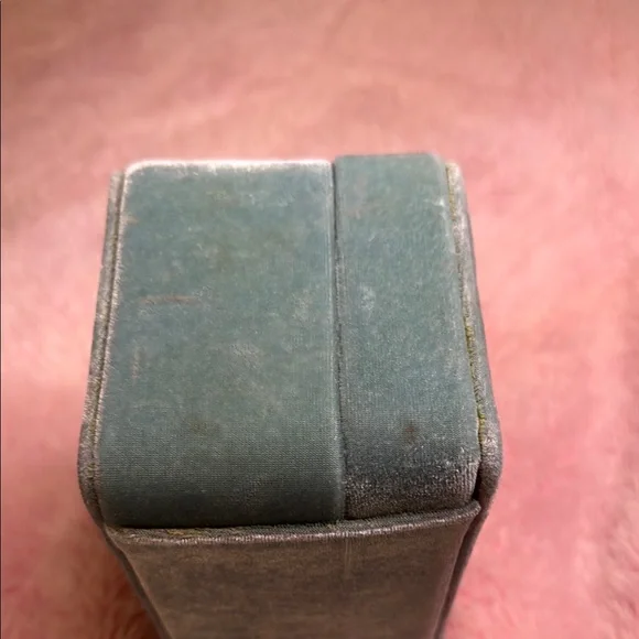 Miu Miu Velvet Jewelry Box - Picture 4 of 6